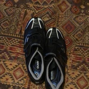 SHIMANO cycling shoes